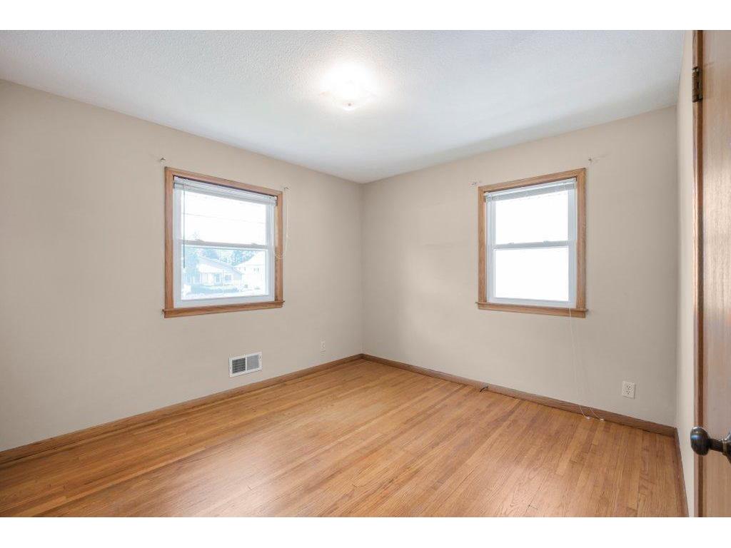 1140 Charlton Street West Saint Paul MN 55118 7086743 image8