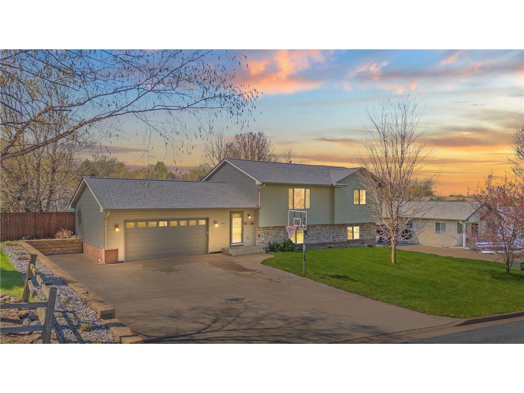 1140 Eulaine Circle Hammond WI 54015 7064004 image1