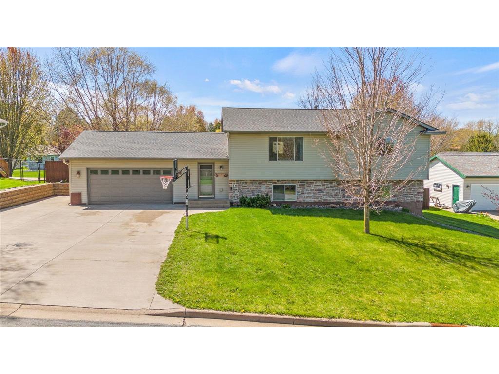 1140 Eulaine Circle Hammond WI 54015 7064004 image3