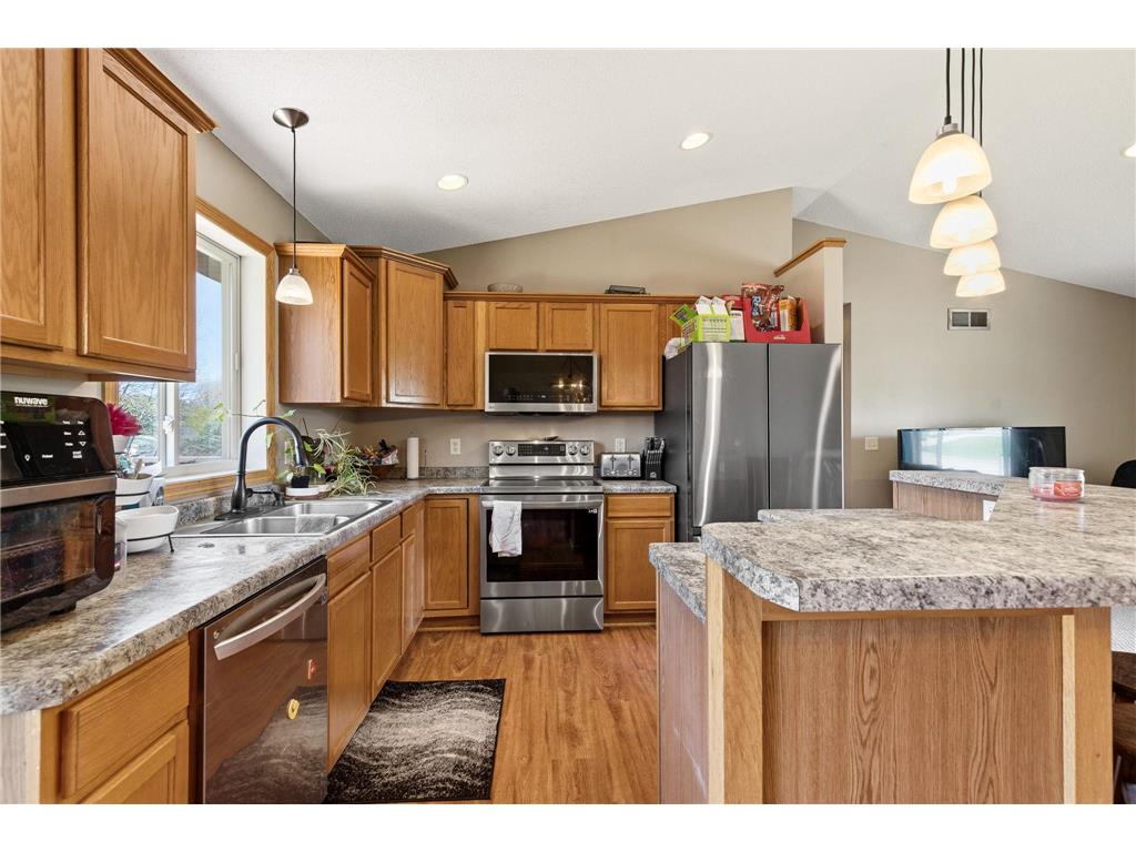 1140 Eulaine Circle Hammond WI 54015 7064004 image9