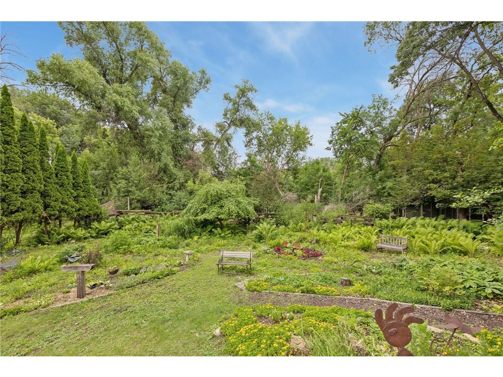 1140 Harbor Lane N Plymouth MN 55447 7099271 image31