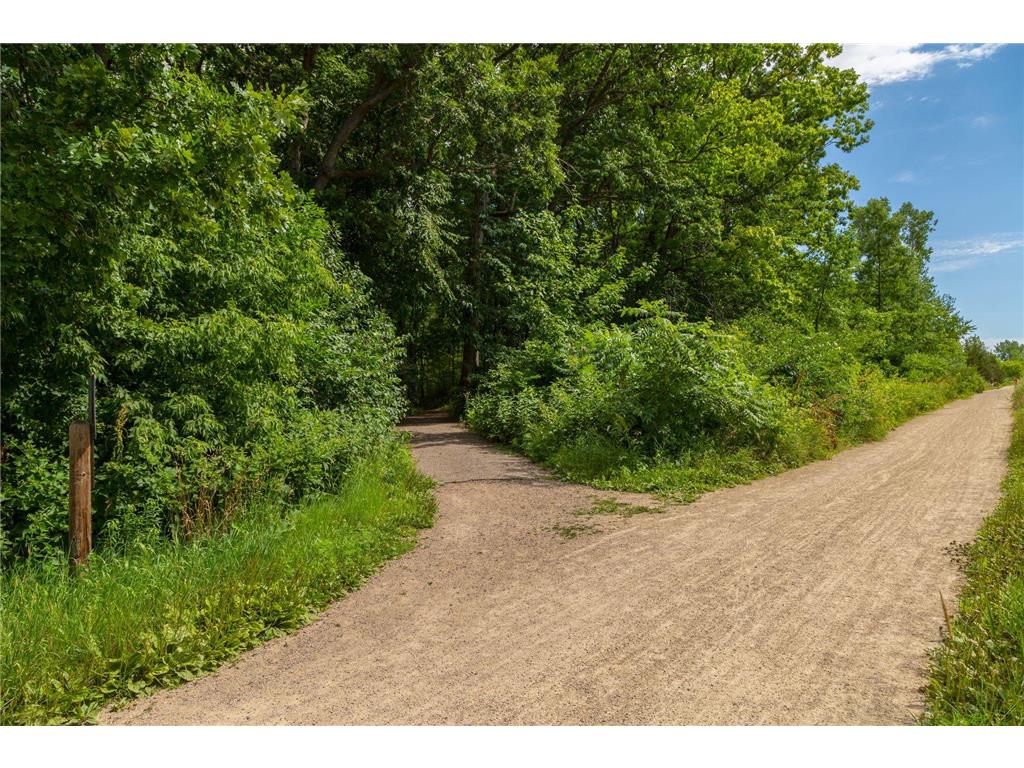 1140 Harbor Lane N Plymouth MN 55447 7099271 image45