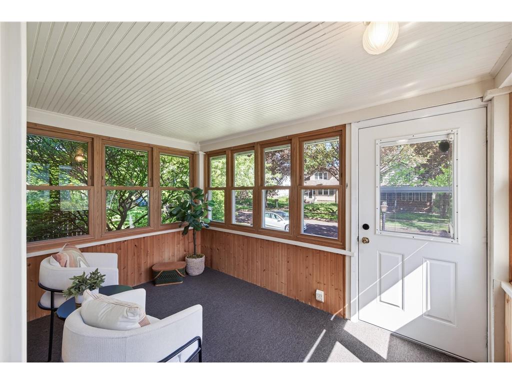 1140 Hawthorne Avenue E Saint Paul MN 55106 7071800 image3