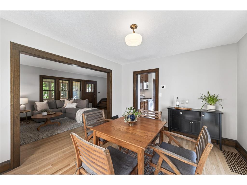 1140 Hawthorne Avenue E Saint Paul MN 55106 7071800 image9