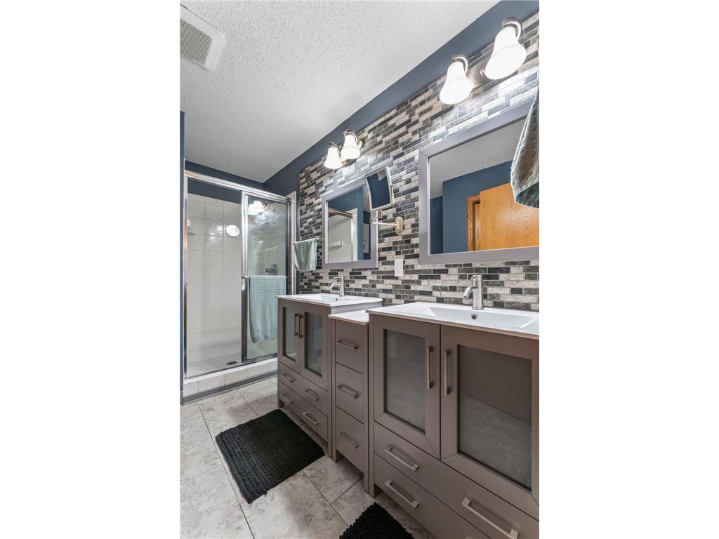 1140 Trenton Circle N Plymouth MN 55441 7019360 image30