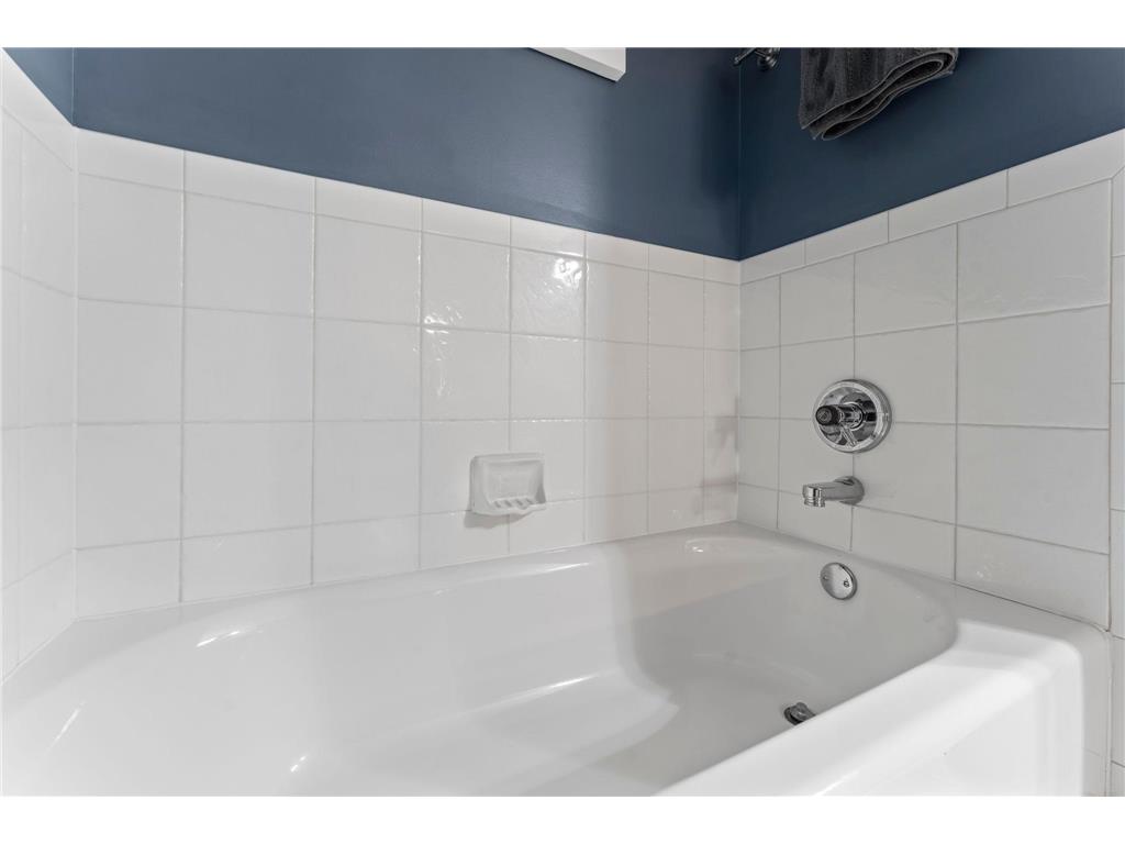 1140 Trenton Circle N Plymouth MN 55441 7019360 image31