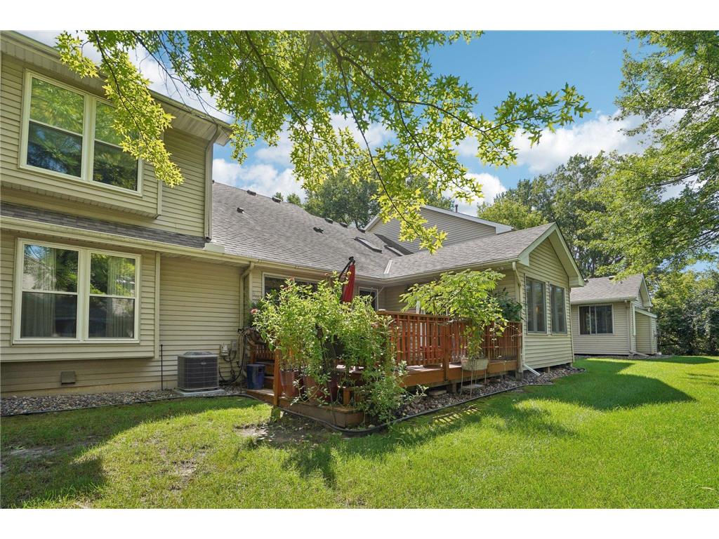 1140 Trenton Circle N Plymouth MN 55441 7019360 image40