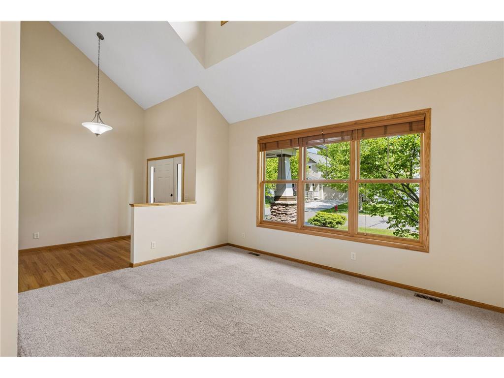 11409 Balsam Way Woodbury MN 55129 7063539 image10
