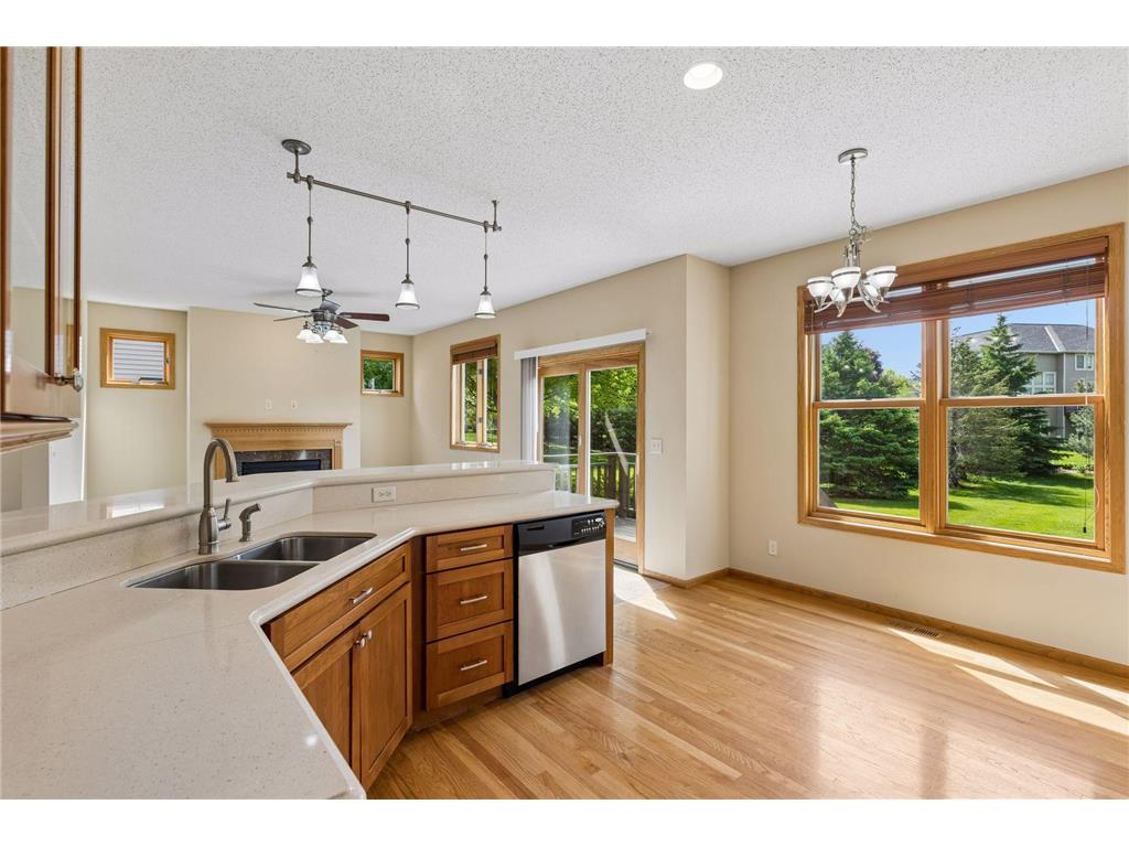 11409 Balsam Way Woodbury MN 55129 7063539 image15