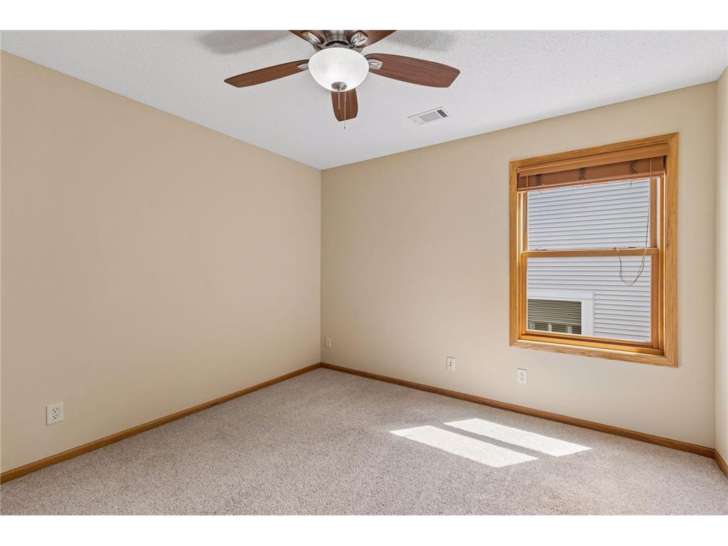 11409 Balsam Way Woodbury MN 55129 7063539 image37
