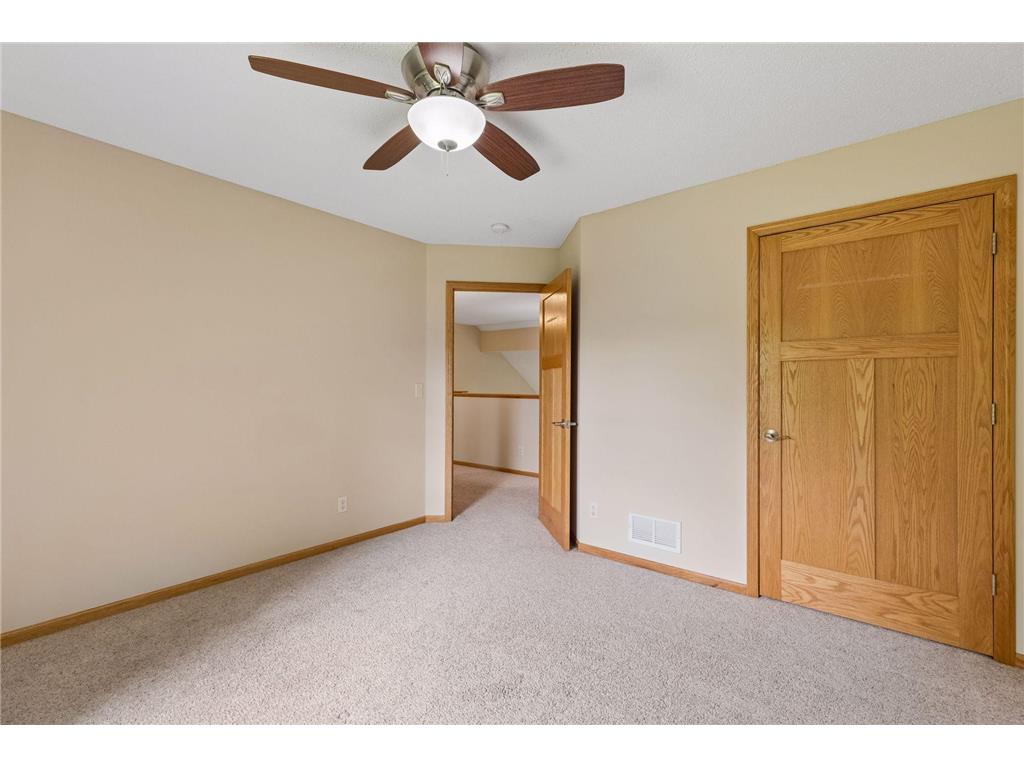 11409 Balsam Way Woodbury MN 55129 7063539 image41