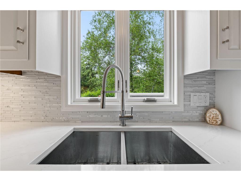 11409 Louisiana Avenue S Bloomington MN 55438 7079755 image10