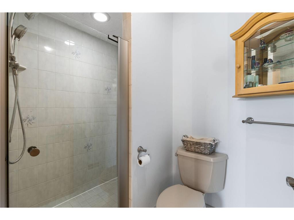 11409 Louisiana Avenue S Bloomington MN 55438 7079755 image30