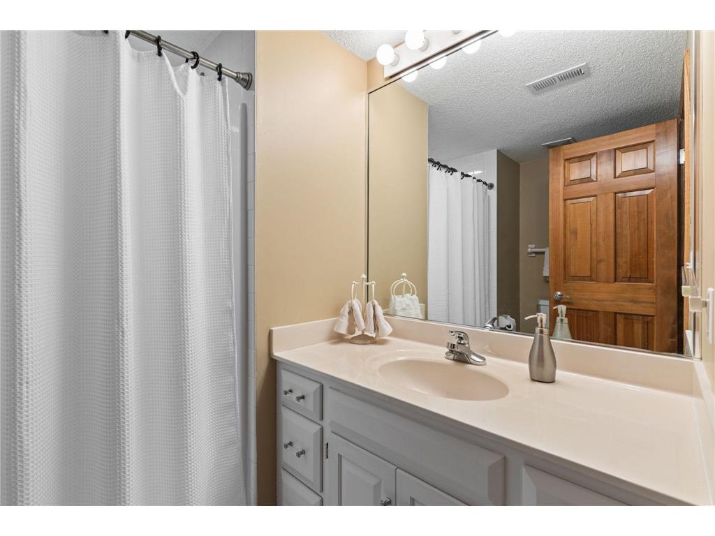 11409 Louisiana Avenue S Bloomington MN 55438 7079755 image44