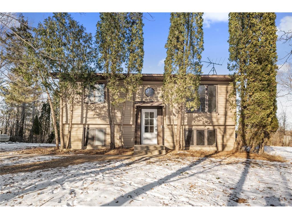 1141 100th Street Warren Twp WI 54017 6651872 image1