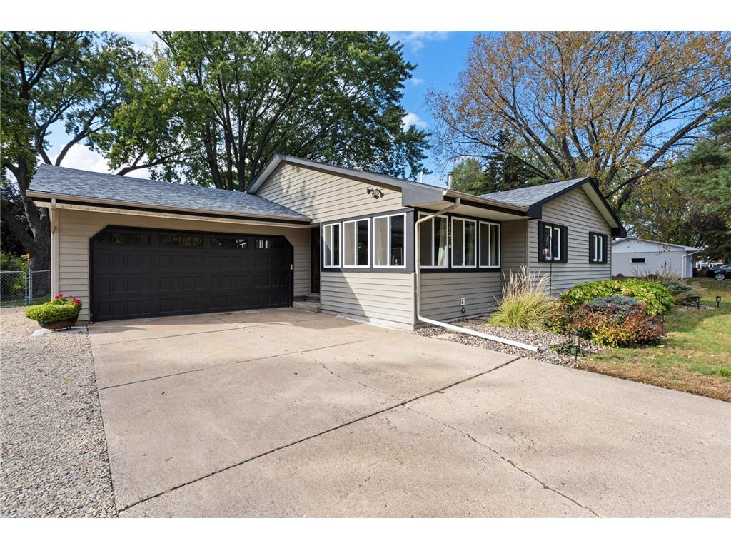 11416 River Hills Drive Burnsville MN 55337 6811304 image1