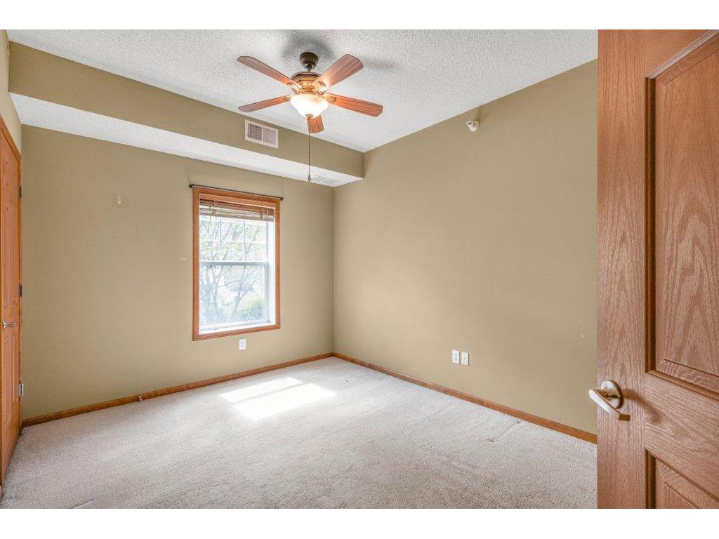 114200 Hundertmark Road #110 Chaska MN 55318 7035883 image9