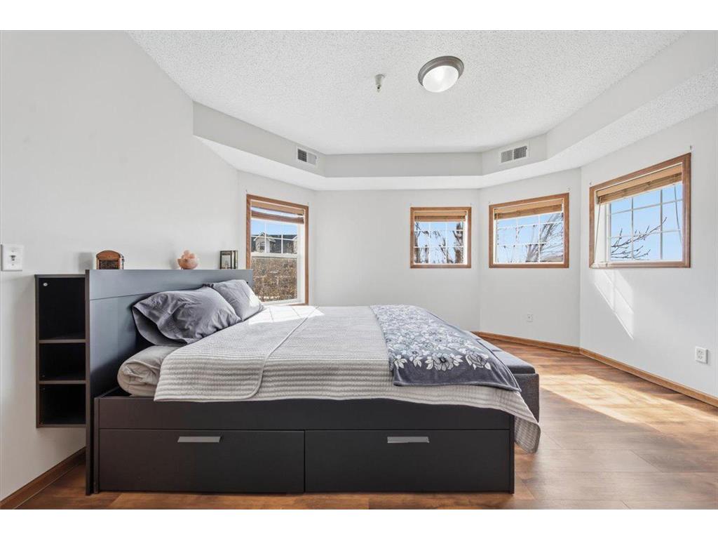 114200 Hundertmark Road #212 Chaska MN 55318 7039034 image17
