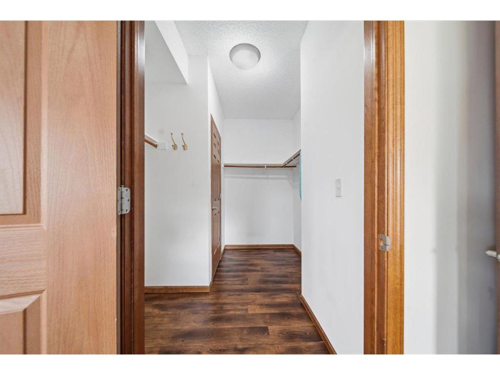 114200 Hundertmark Road #212 Chaska MN 55318 7039034 image18