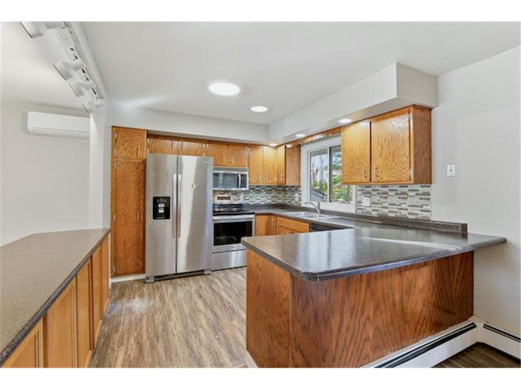 11429 Valley Court Burnsville MN 55337 7062565 image12