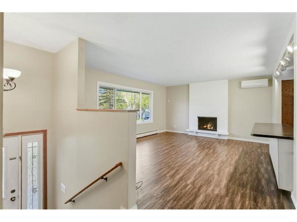 11429 Valley Court Burnsville MN 55337 7062565 image2
