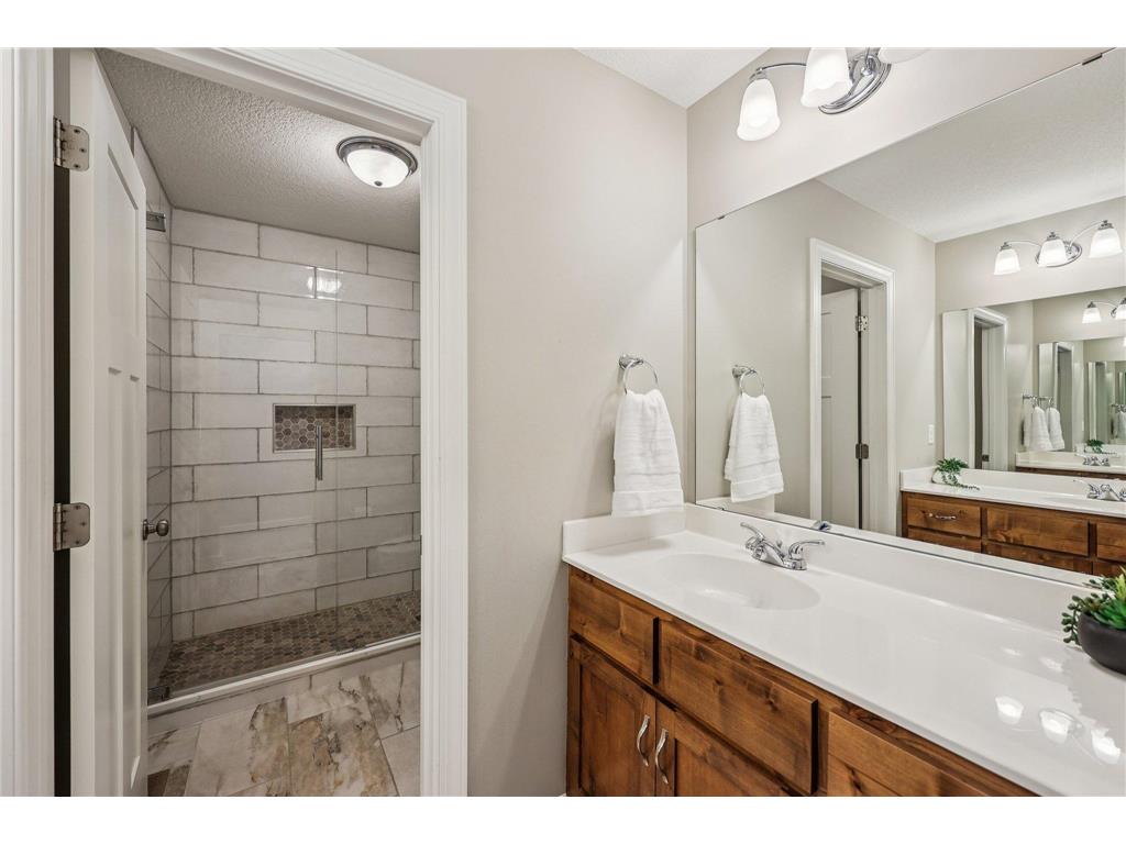 1143 Pine Hill Lane White Bear Twp MN 55127 7067818 image17