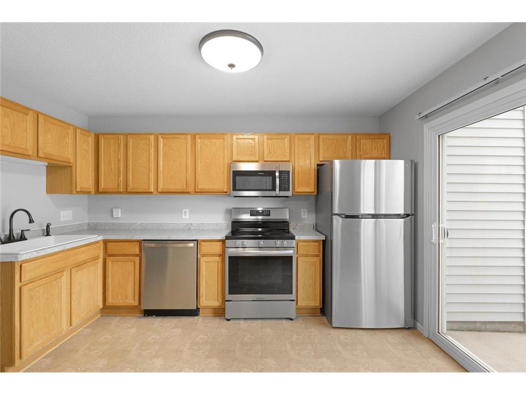 1144 101st Avenue NE #A Blaine MN 55434 7034417 image2