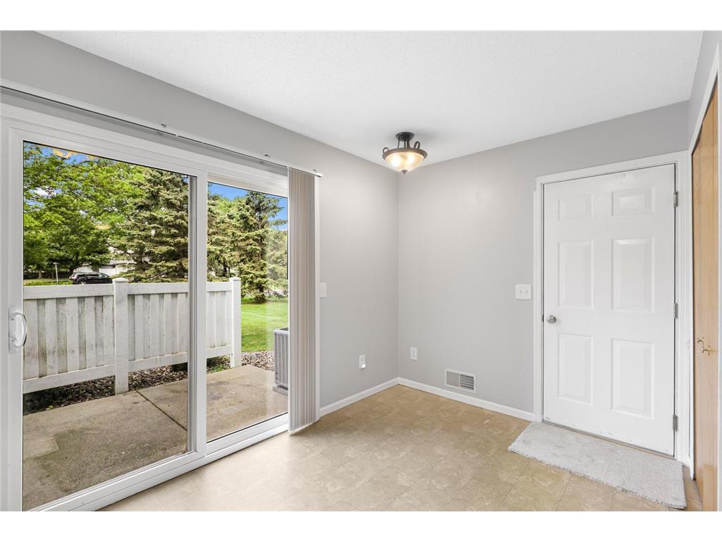 1144 101st Avenue NE #A Blaine MN 55434 7034417 image6