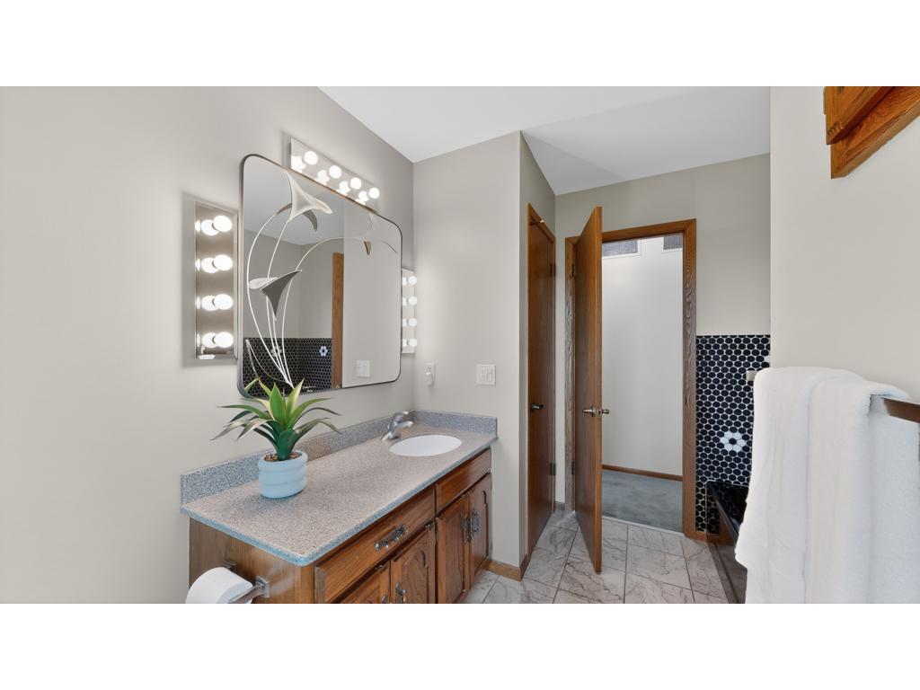 1144 120th Avenue SW Byron MN 55920 7078769 image18