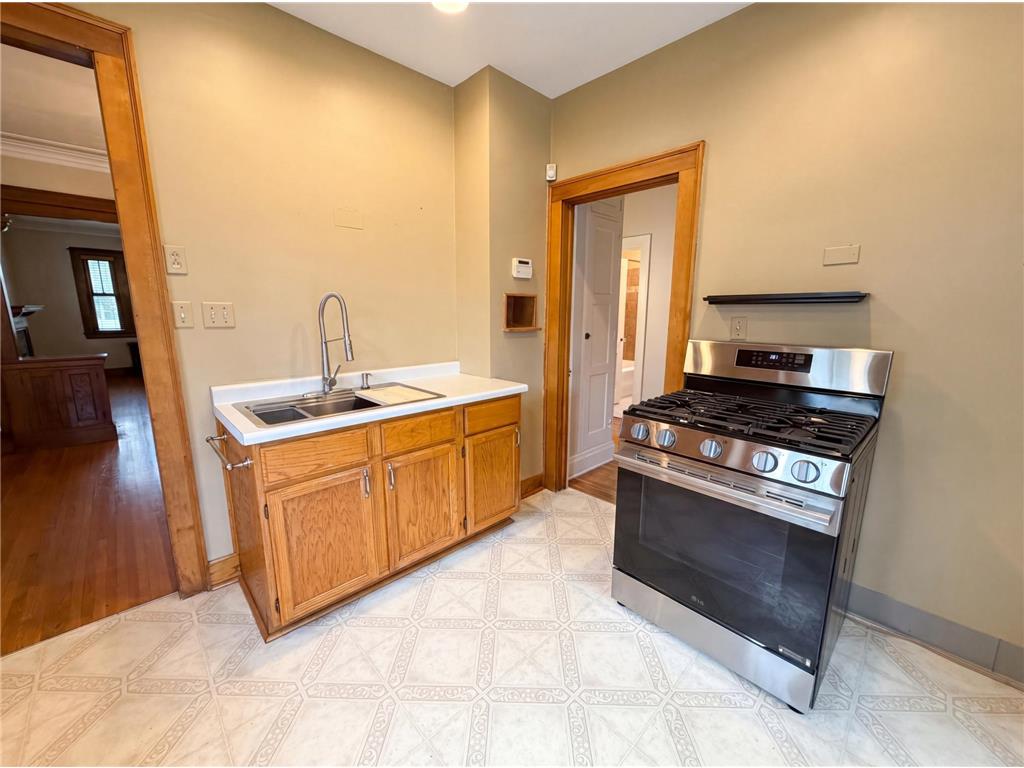 1144 Hawthorne Avenue E Saint Paul MN 55106 7058805 image2
