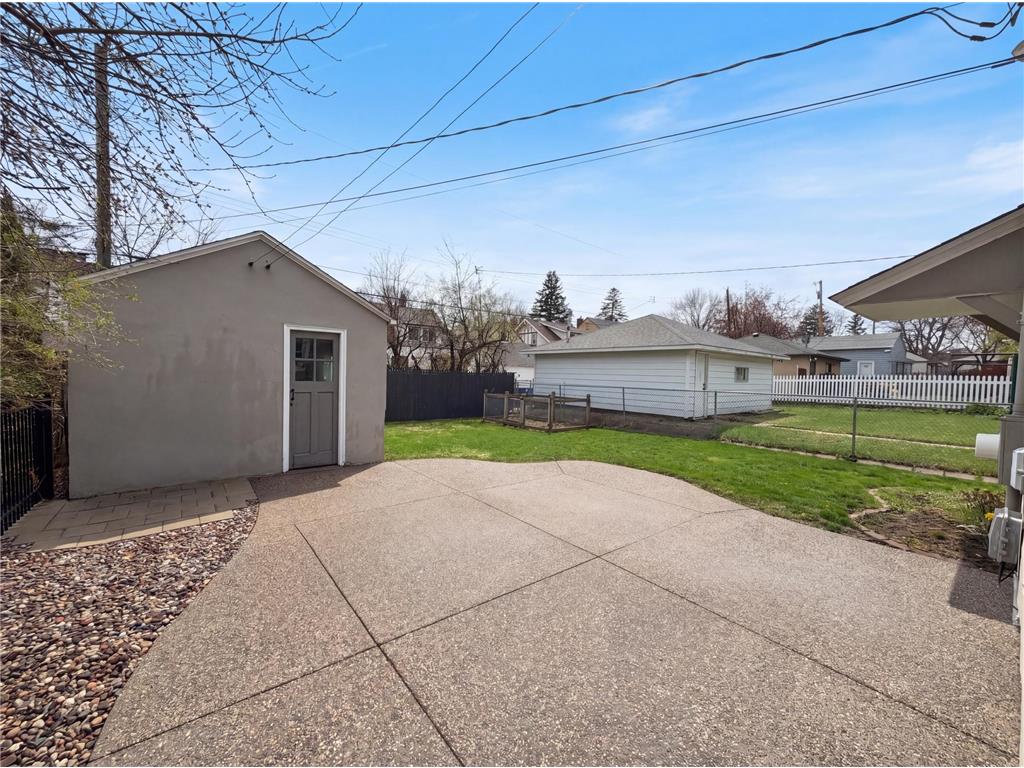 1144 Hawthorne Avenue E Saint Paul MN 55106 7058805 image5