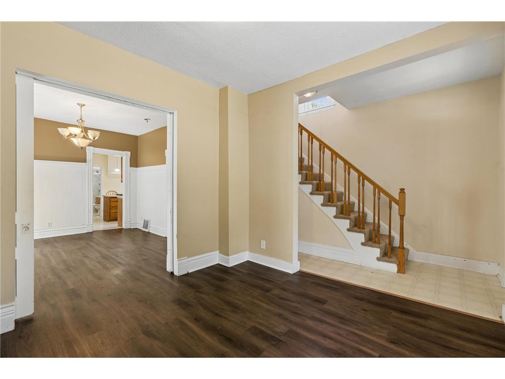 1145 Beech Street Saint Paul MN 55106 7067311 image6