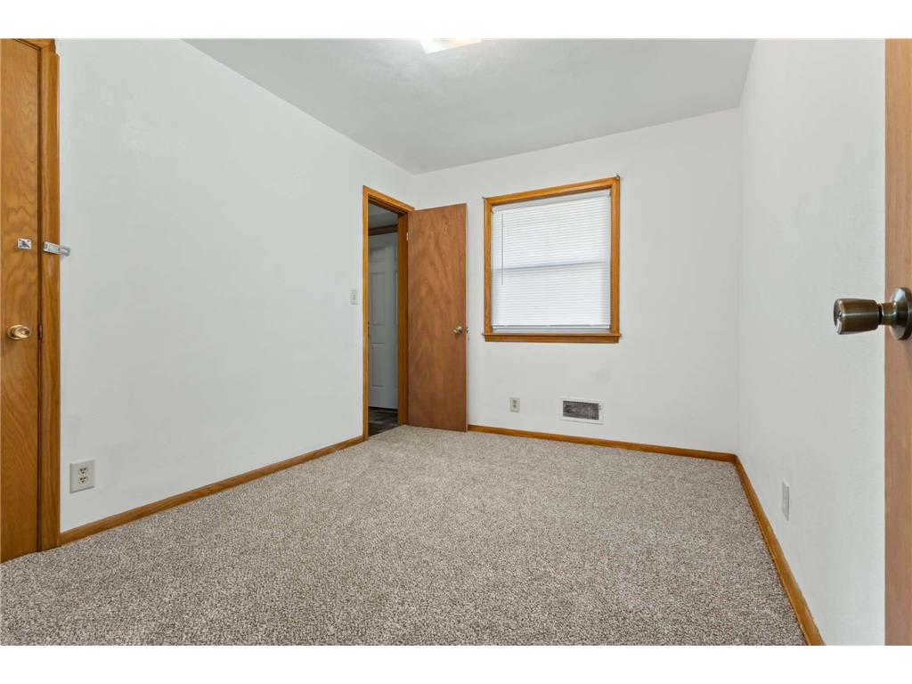 1145 Herbert Street Saint Paul MN 55106 7098266 image8
