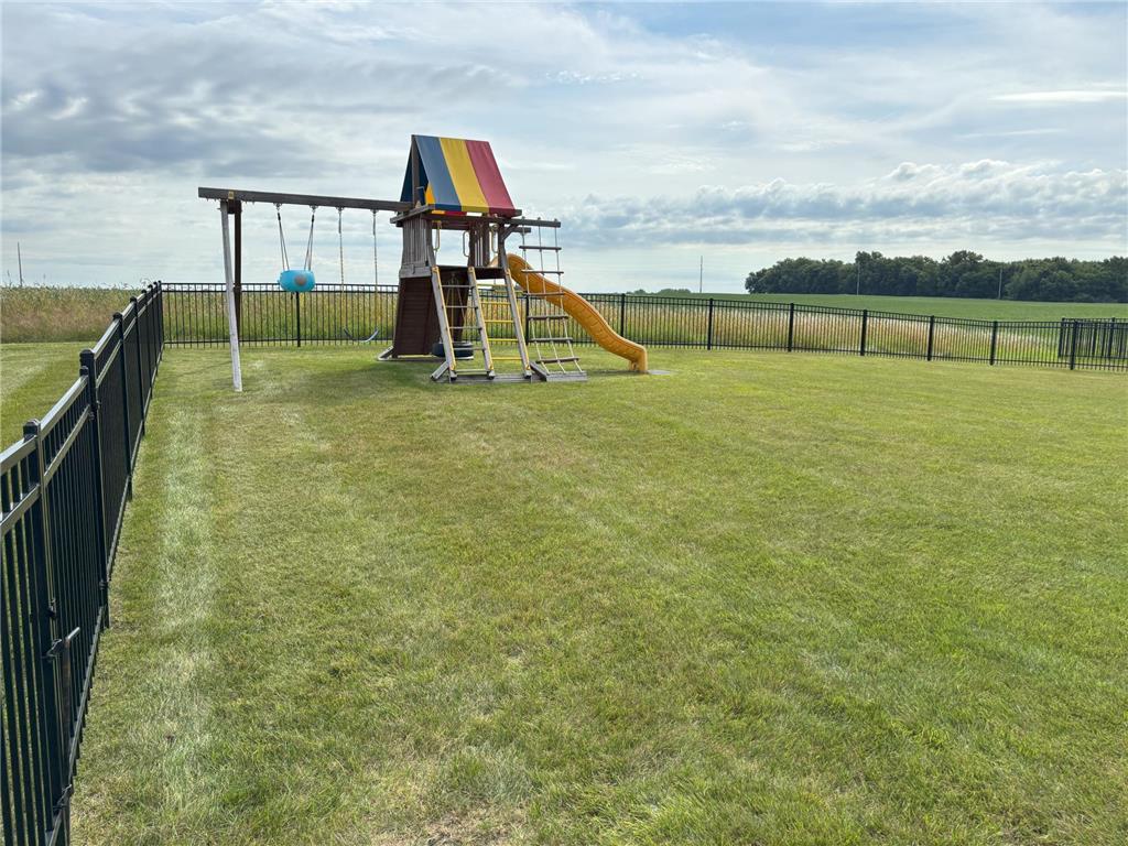 1145 Horatio Street Fairmont MN 56031 6781774 image98