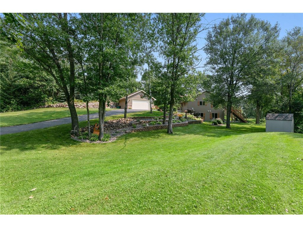 11455 42nd Street SE, Clear Lake, MN 55319 MLS 6259011 Edina Realty