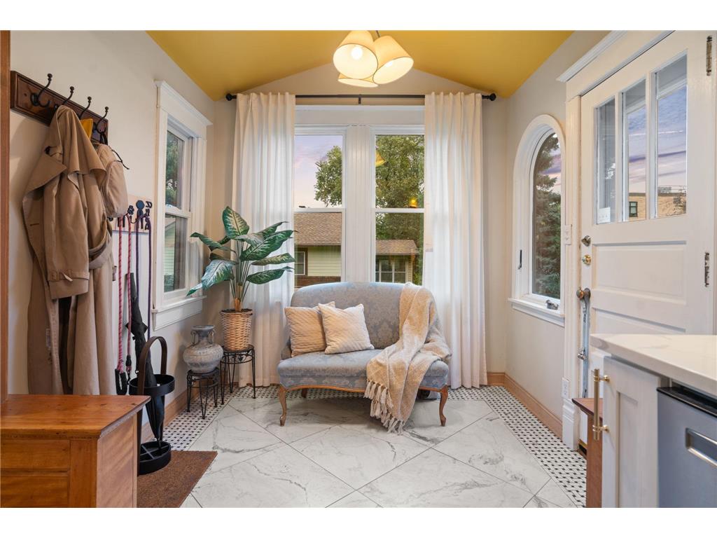 1146 Central Avenue W Saint Paul MN 55104 6802872 image20