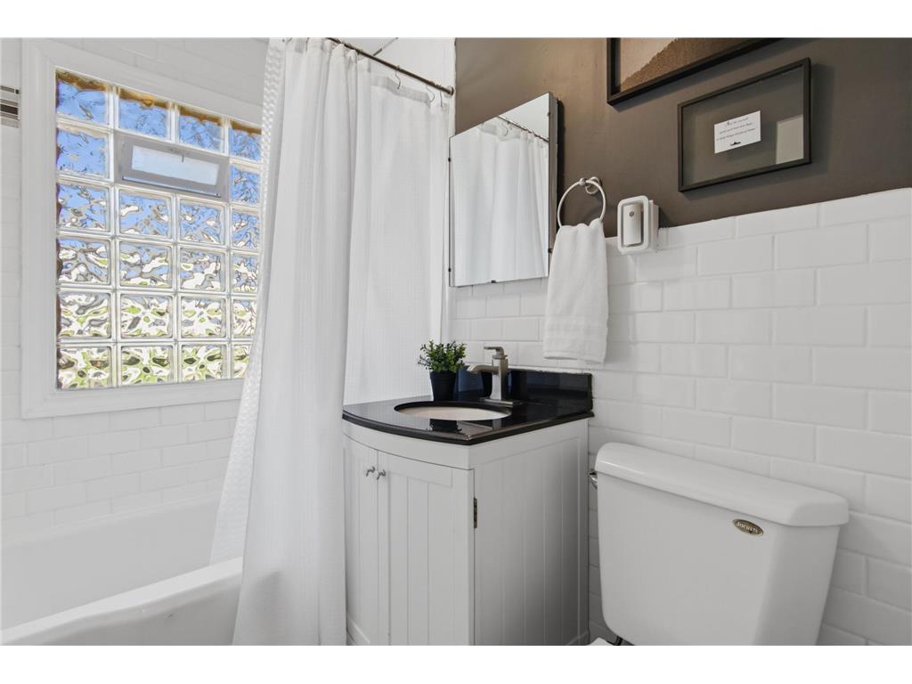 1146 Manomin Avenue West Saint Paul MN 55118 7051732 image18