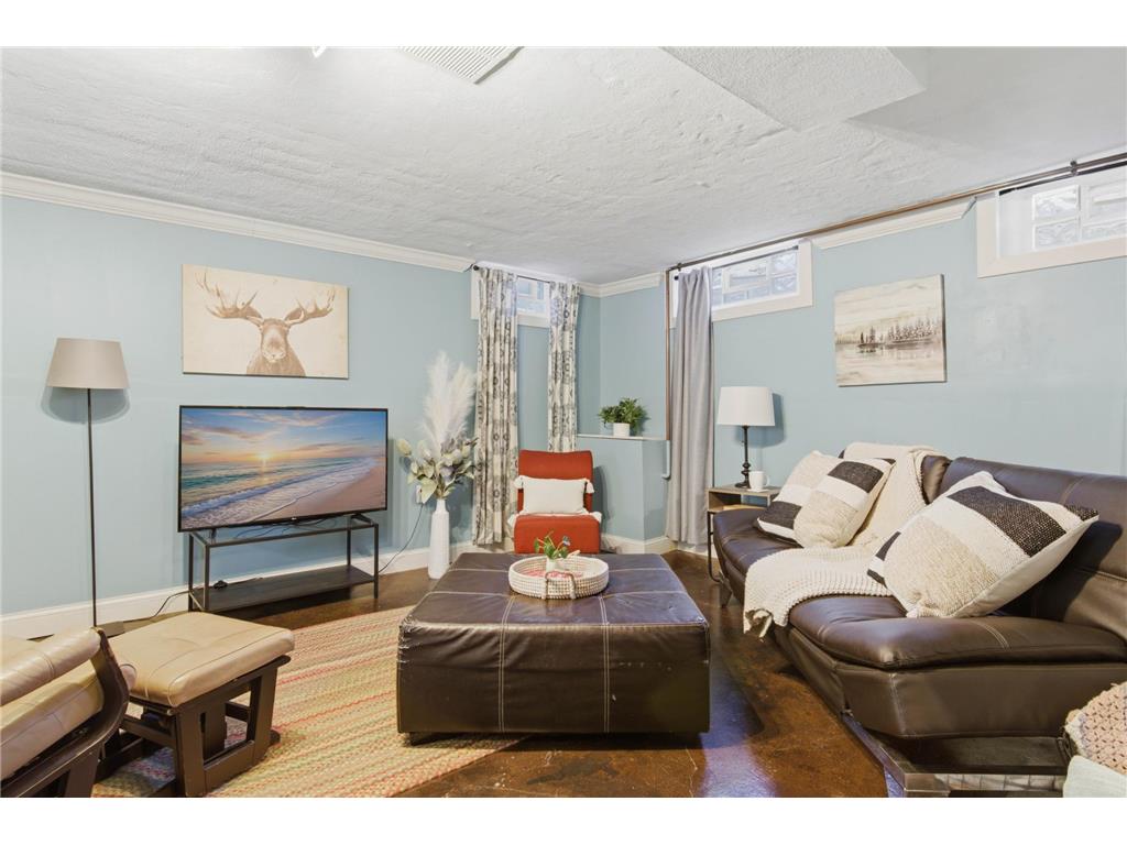 1146 Manomin Avenue West Saint Paul MN 55118 7051732 image20