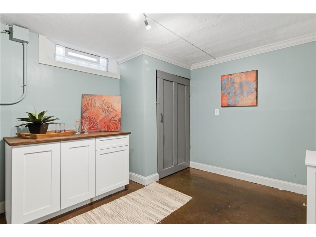 1146 Manomin Avenue West Saint Paul MN 55118 7051732 image23