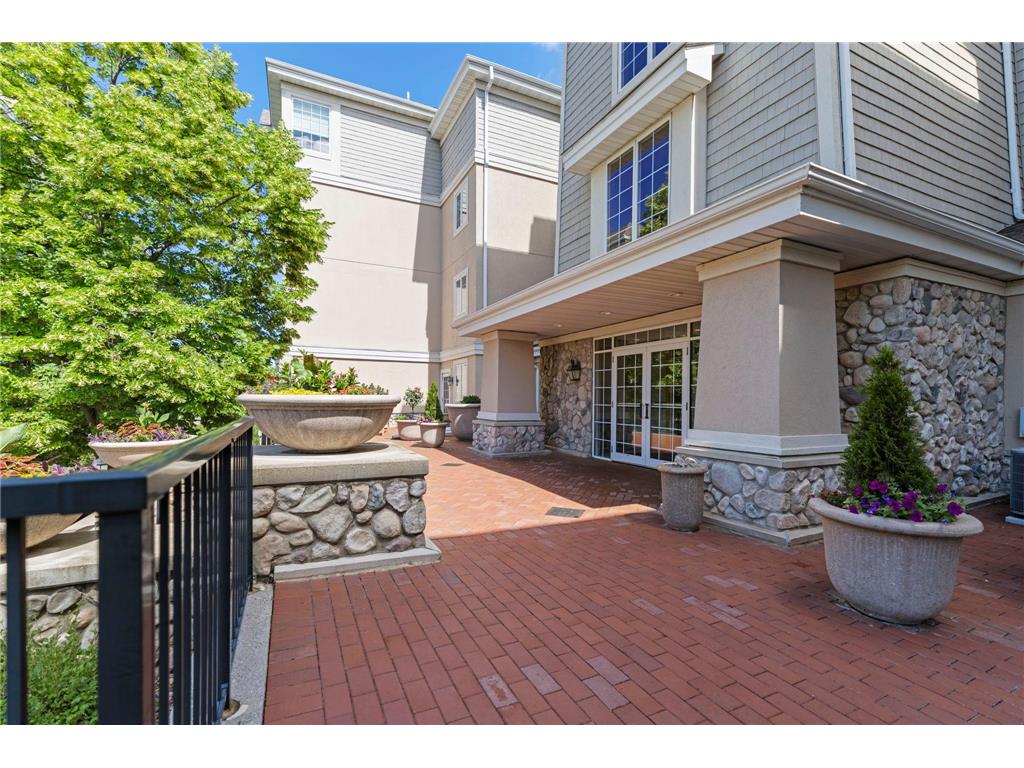 11460 Fairfield Road W #103 Minnetonka MN 55305 7090848 image5