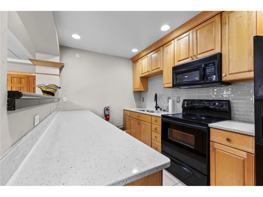 11460 Fairfield Road W #103 Minnetonka MN 55305 7090848 image53
