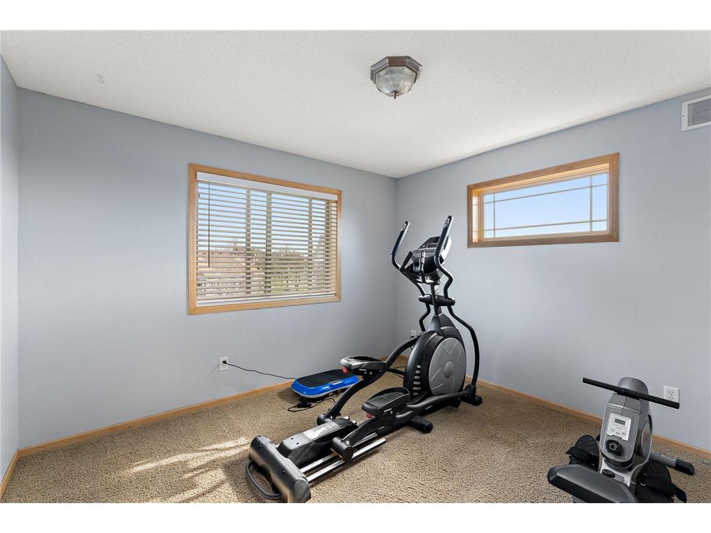 11470 Halstead Trail Woodbury MN 55129 7068436 image32