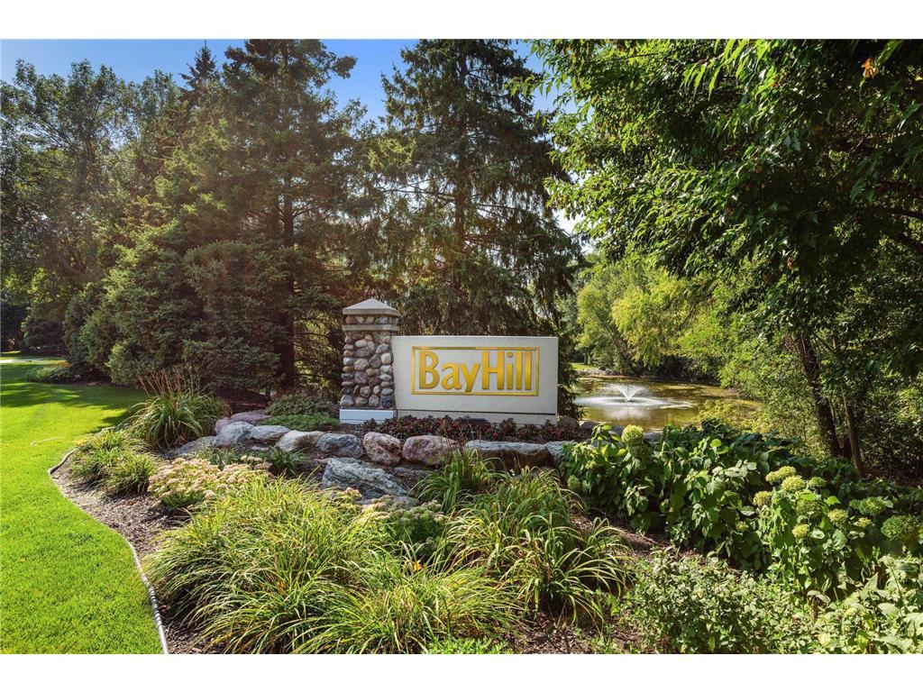 11472 Fairfield Road W #302 Minnetonka MN 55305 7011234 image1