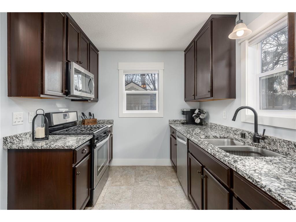 1148 Hubbard Avenue Saint Paul MN 55104 6500971 image1