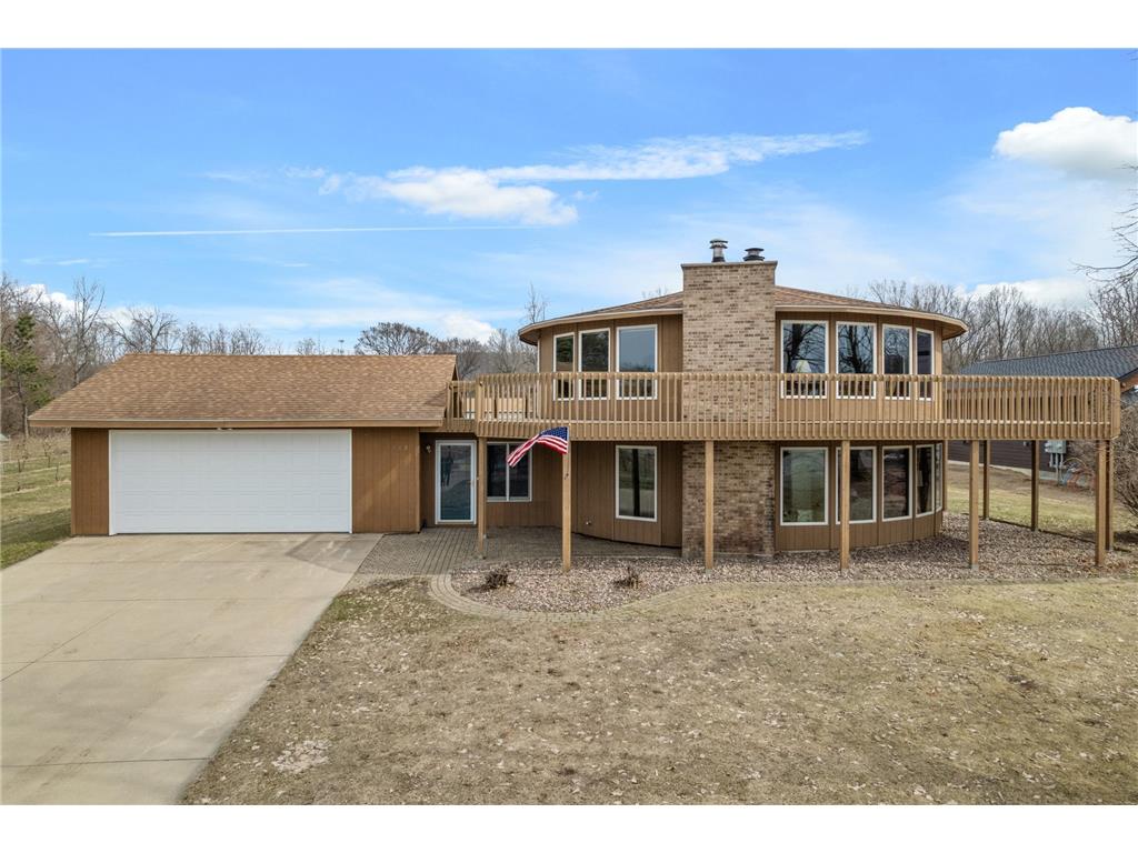 1149 S River Road Cochrane WI 54622 7043032 image1