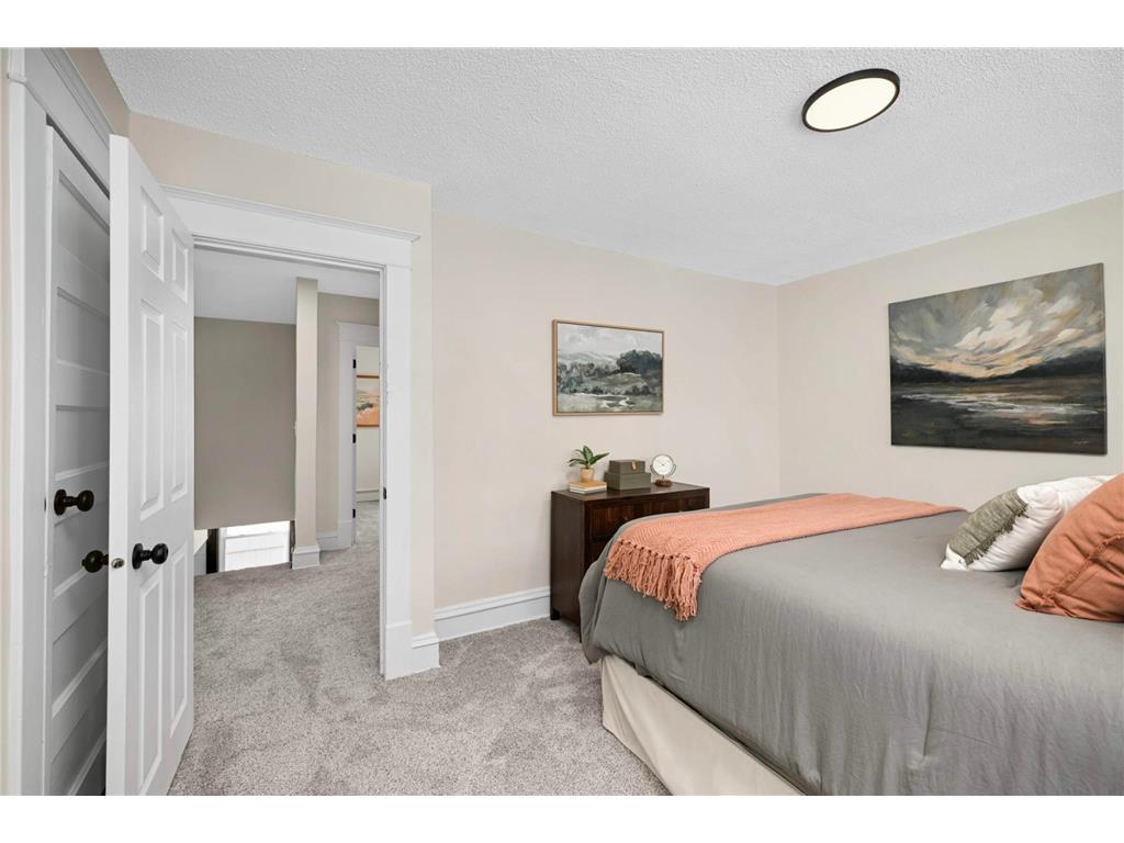 1149 Selby Avenue Saint Paul MN 55104 6773524 image17