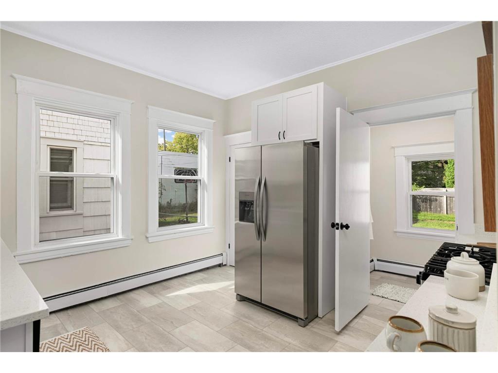 1149 Selby Avenue Saint Paul MN 55104 7056686 image15