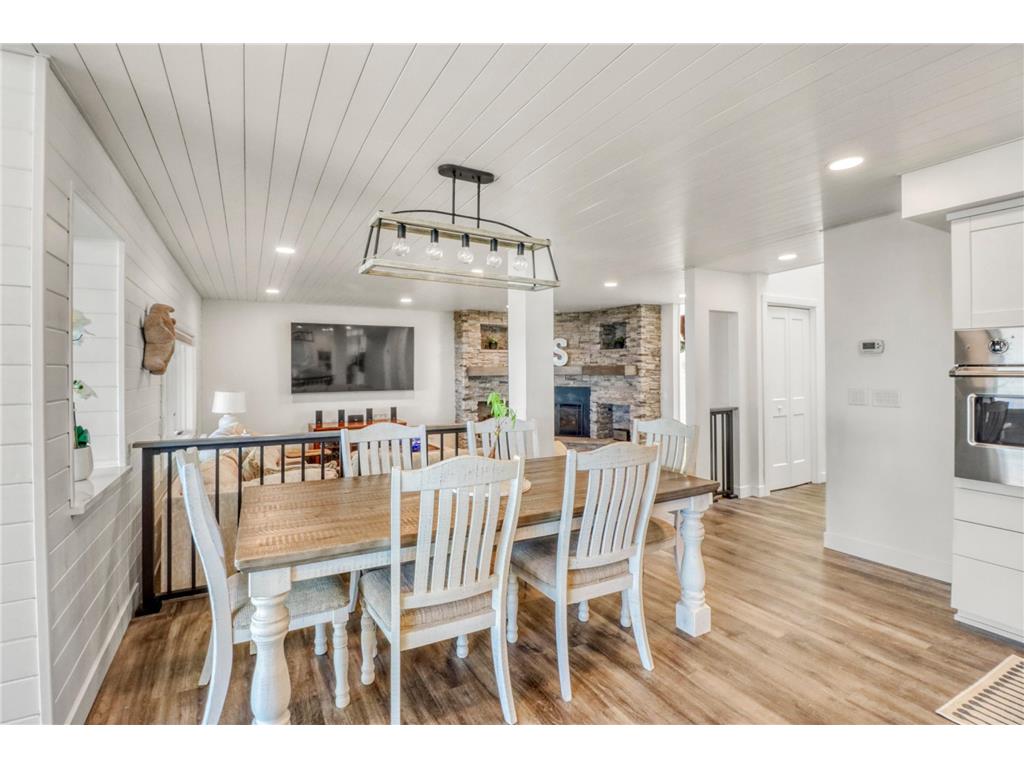 11494 Ravenswood Beach Road Detroit Lakes MN 56501 - Melissa 7042252 image21