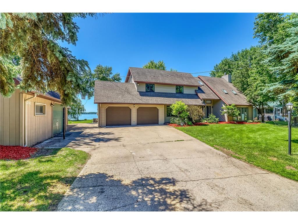11494 Ravenswood Beach Road Detroit Lakes MN 56501 - Melissa 7042252 image75