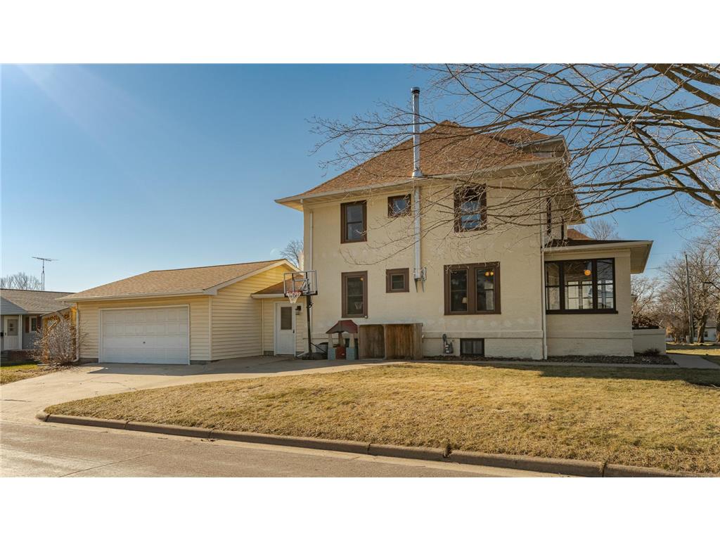 115 2nd Street SE Plainview MN 55964 7049661 image1